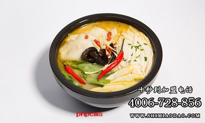 創業項目哪家好？云南過橋米線加盟技術免費學