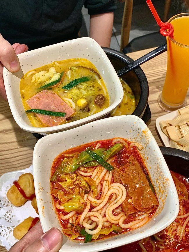 十秒到過橋米線是如何打開餐飲市場的呢？