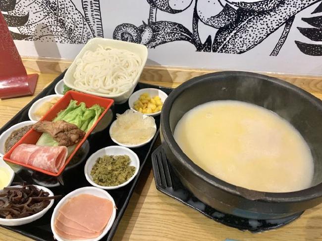 創(chuàng)業(yè)加盟十秒到，即使年過半也要抓住商機(jī)
